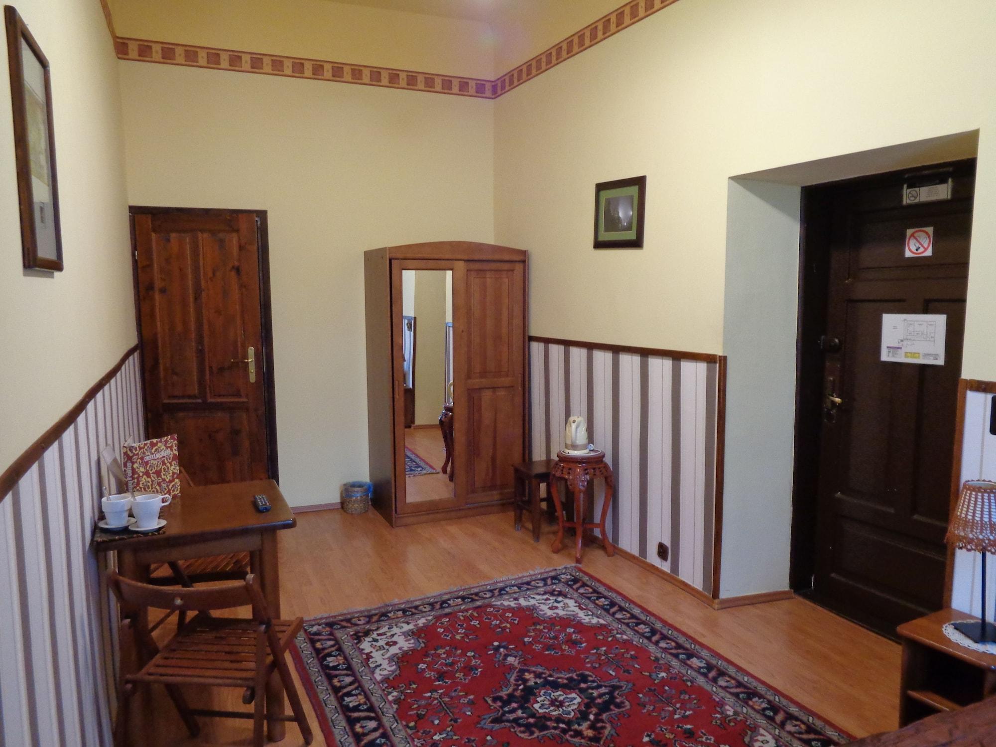 Globtroter Guest House Krakow Luaran gambar