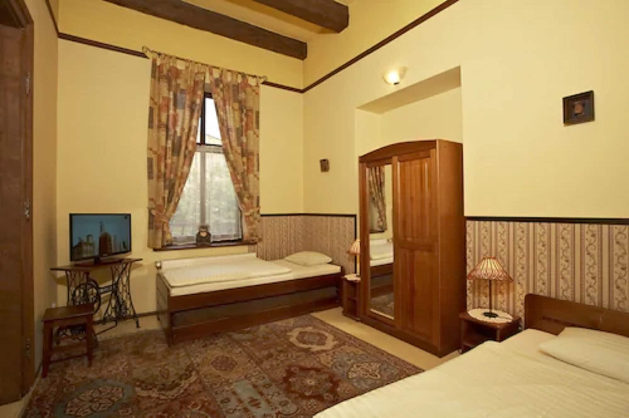 Globtroter Guest House Krakow Luaran gambar
